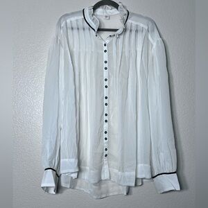 Sheer white pleated front blouse, size 2X